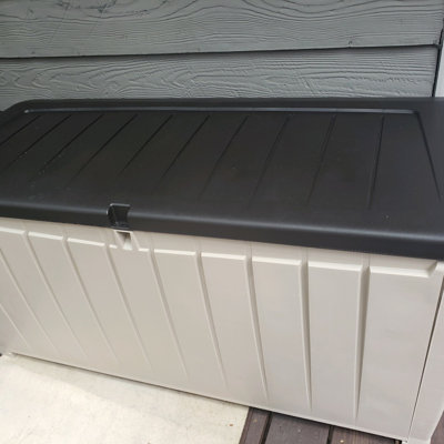 Keter Novel 90-Gal. Deck Box - Gray